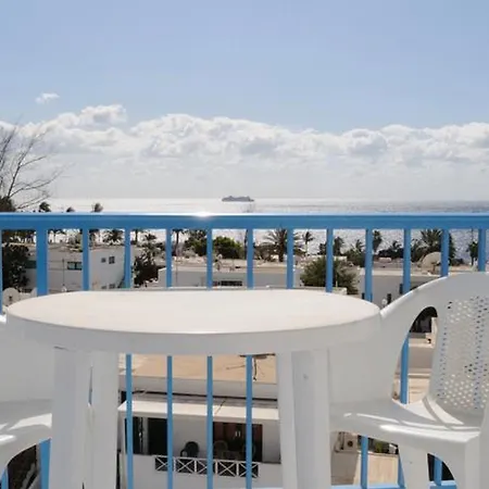 Costa Volcan & Aparthotel 2*