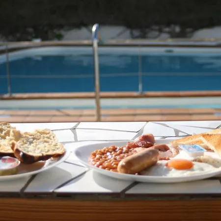 Aparthotel Costa Volcan & 2*