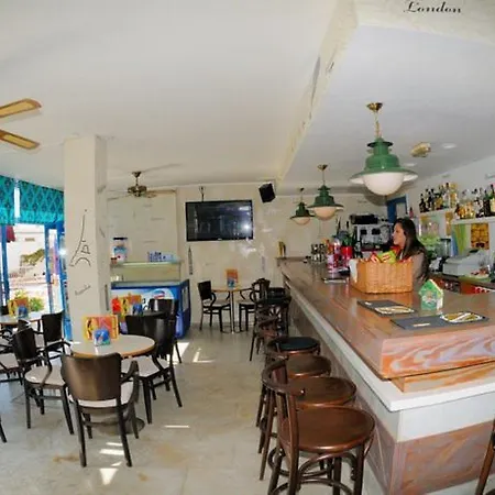 Costa Volcan & Aparthotel Puerto del Carmen (Lanzarote)