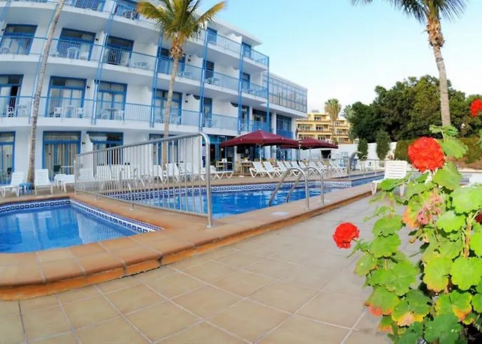 Costa Volcán&spa Aparthotel 2*