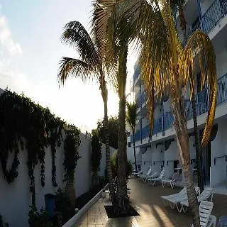 Aparthotel Costa Volcan & 2*